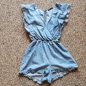 SOLDCotton On Small Romper